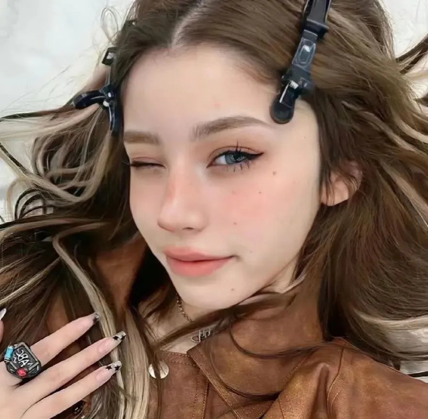 丑陋的继姐